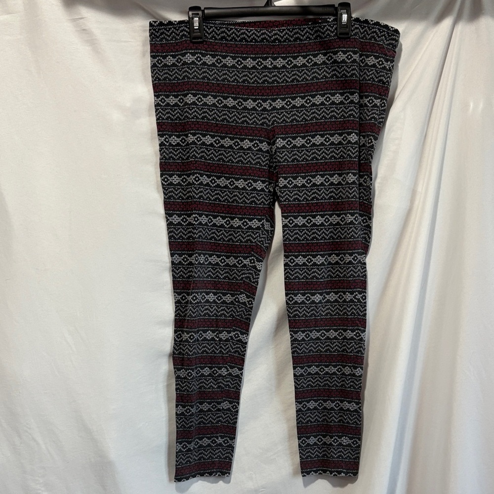 XL41 La SENZA Black and Red Patterned Leggings